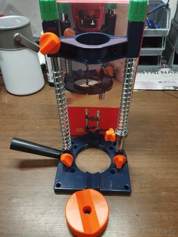 stojan na vrtání a frézování KWB - 2