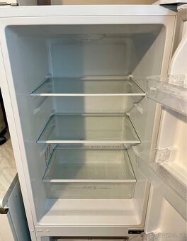 Lednice s mrazákem CANDY - 2