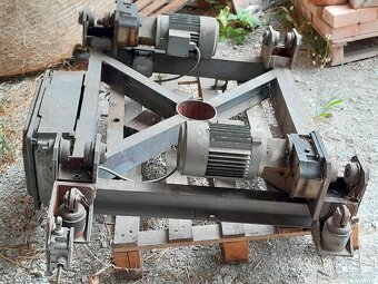 Posuv pod kočku - 2