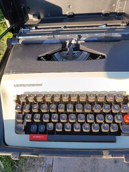 Psací stroj - 2