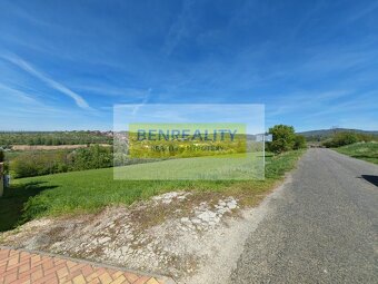 Prodej - stavební pozemek 1242 m2 Slušovice Hřbitovní - 2