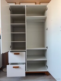 Šatní skříň do dětského pokoje scandi - Mobelix Milan - 2