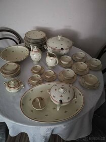 Horní Slavkov-Porcelánový servis - 2