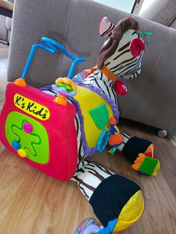 Interaktivní plyšová zebra - 2