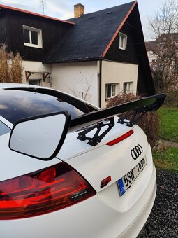 Zadní křídlo (spoiler) - 2