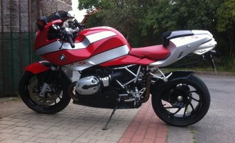 BMW R1200S rok 2006 s doplňky - 2