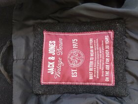 Pánský krátký kabát Jack&Jones vel.M - 2