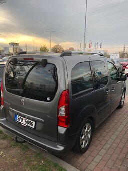 Auto - 2