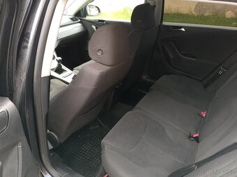 Volkswagen Passat B6 2.0tdi rok 2009 - 2