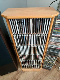 Prodej 2 ks stojany na CD na 120 ks - 2