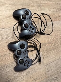 Gamepady Logitech 2 ks - 2