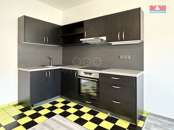 Pronájem bytu 2+kk, 63 m², Poděbrady, ul. Na Valech - 2