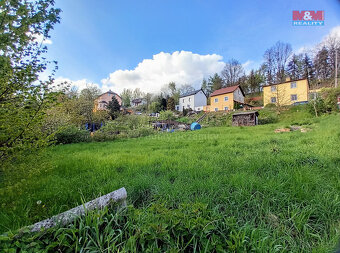 Prodej pozemku k bydlení Dalovice u Karlových Varů, 407 m2 - 2
