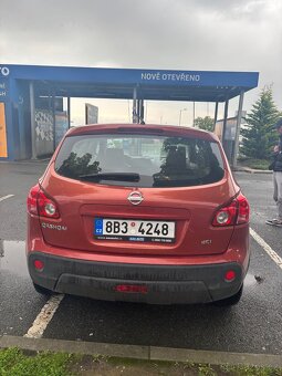 Nissan Qashqai - 2