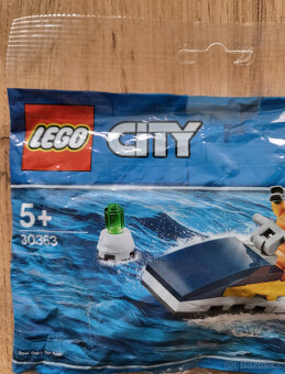 Lego 30363 City závodní člun polybag - 2