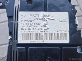 Budíky z Ford Mondeo MK4 facelift 1.6TDCi 85kw - 2