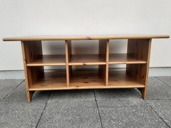 KONFERENČNÍ STOLEK - 2
