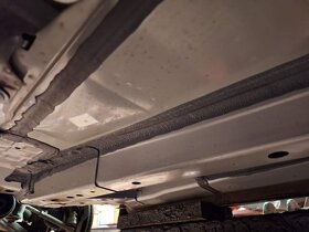 Ochrana karosérií a dutin . Nástřiky. - 2