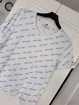 Dámské tričko Tommy Hilfiger - 2