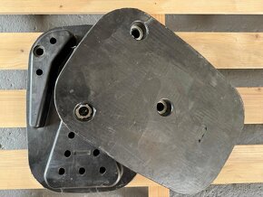 Gumové podpěry, 980/88215 pro traktobagr JCB 3CX, 4CX - 2