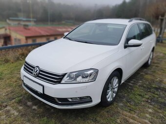 VW Passat B7 2.0 TDi, COMFORTLINE, XENONY, SENZORY, NAVI. - 2