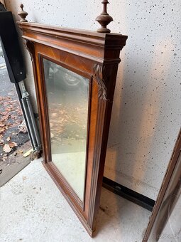 Staré zdobnené zrcadlo - 2