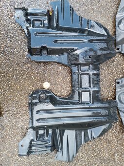 Kryty pod motor Toyota hilux - 2