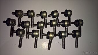 16 ks kulové čepy - 2