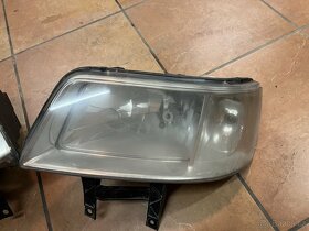 VW T5 Transportér - přední světla - 2