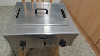 Fritéza Royal catering - 2