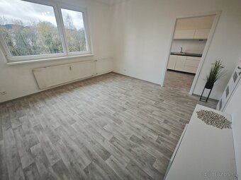 Prodej bytu 3+1, 59 m² Jablonec - 2
