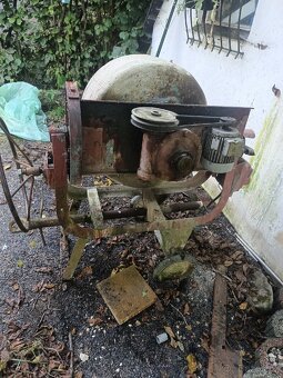 Stavební míchačka - 2