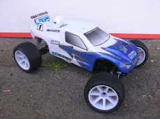Model Truggy Blast TX S10 - 2