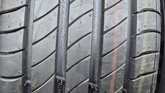 Letní pneu 185/60/15 Michelin - 2