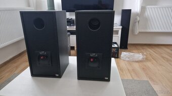 Prodám regálové repro JAMO E630 černé - 2