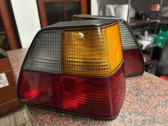 US světla VW Golf mk2 - 2