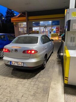 Seat Cordoba 1.4 55 kw - 2