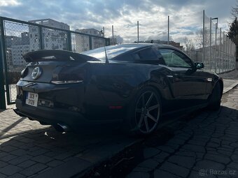 Ford Mustang 5,0 V8 GT CS, nebourané, původ ČR - 2