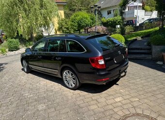 Škoda superb 3.6 fsi - 2