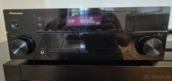 Pioneer VSX-520 - 2