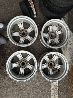 Alu kola 5x112 r17 et35 8J - 2