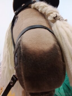 Hobby horse larden - 2