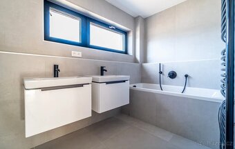 Soběšice novostavba byt 3kk 80m2 se zahrádkou a 2 parking - 2