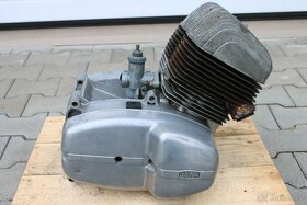 Jawa 250 Bizon typ 623-01 Oilmaster - motor - 2