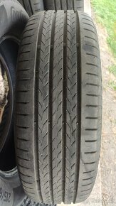 Continental 215/60 R18 - 2