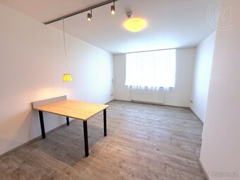 Pronájem bytu 1+kk 28 m² Tachlovice, blízko Praha - Zličín - 2
