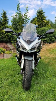 Kawasaki Z1000SX - 2