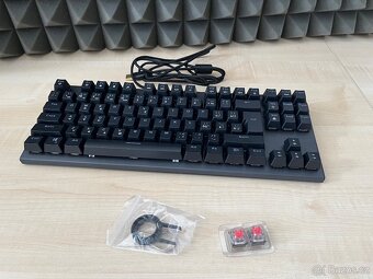 Herní klávesnice Genesis THOR 303, TKL, CZ/SK lay - 2