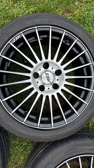 Prodam Alu kola Aez valencia dark 5x112r17 225/45r17 - 2
