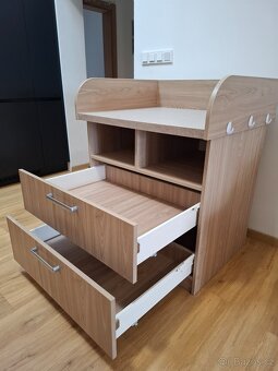 Přebalovací pult - 2